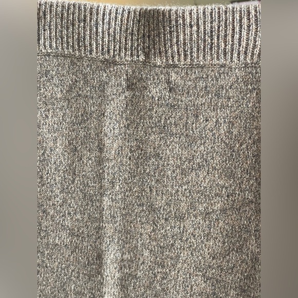 NWT Monrow x Revolve Cashmere Wool Blend Pencil Skirt in Brown/Taupe - Picture 8 of 10